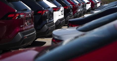 Auto sales continue to rise in June, up 12.6 per cent from last year: DesRosiers